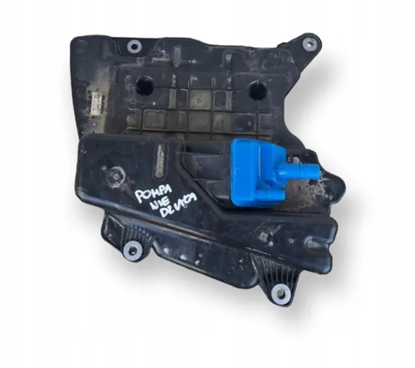 Réservoir AdBlue Audi A4 A5 B9 OEM 8W0131878BH image 2