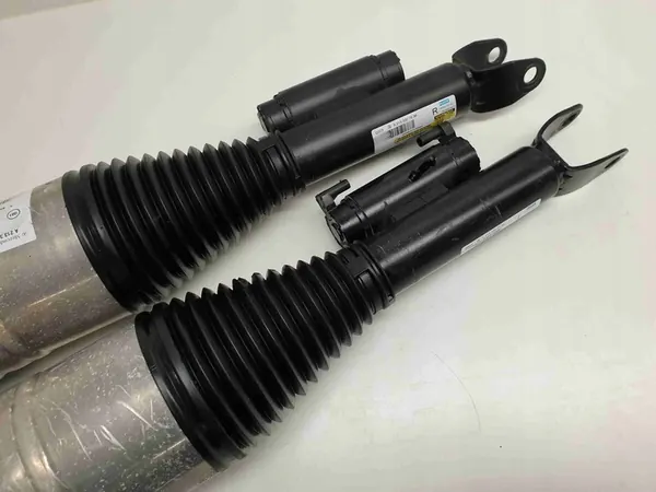 AIRMATIC DÄMPARE MERCEDES W213 A2133202138 image 3