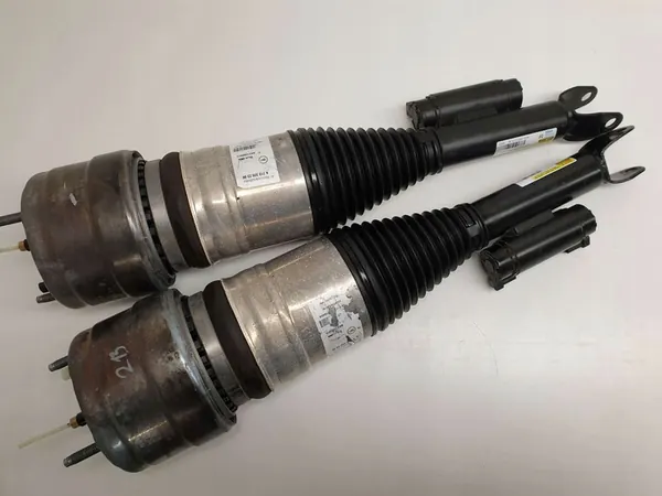 AIRMATIC DÄMPARE MERCEDES W213 A2133202138 image 6