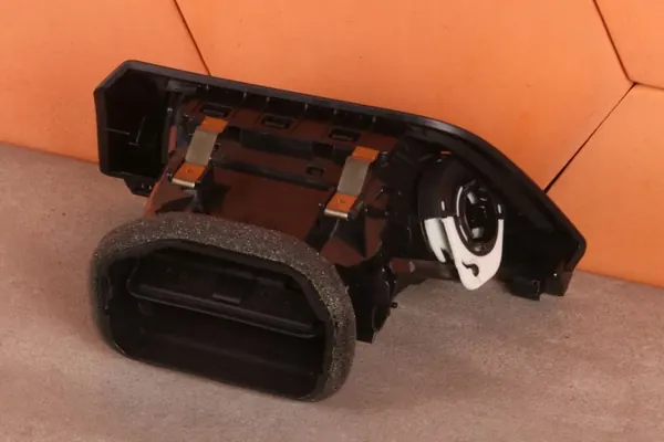 BMW Lufteinlassgitter OEM 9218550 - Gebraucht image 6