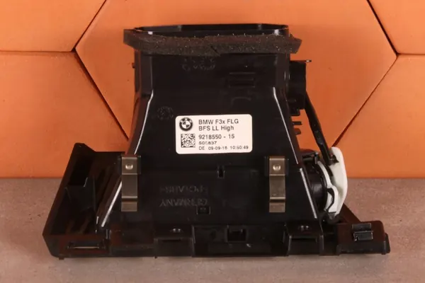BMW Lufteinlassgitter OEM 9218550 - Gebraucht image 7