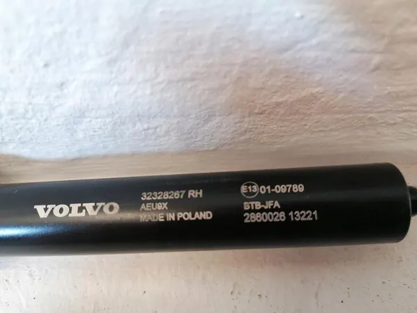 Koplampenwaspomp XC60 II 17-21 Rechts image 3