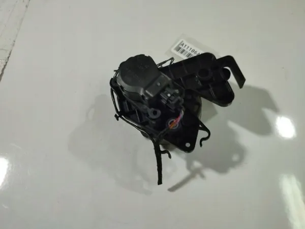 OEM H7102Ua43 Lämmitysklappi Opel Zafira 1.8L image 3
