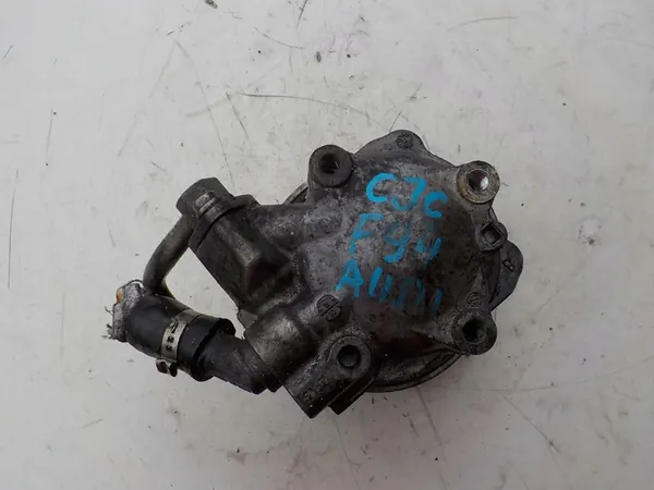 AUDI A4 B8 2.0 TDI stuurbekrachtigingspomp 8K0145154H image 4