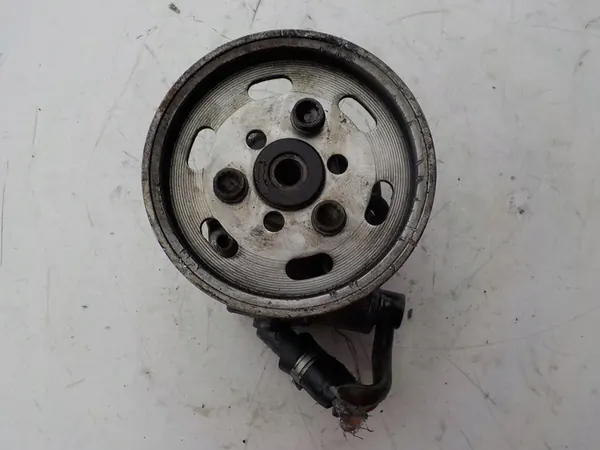 AUDI A4 B8 2.0 TDI stuurbekrachtigingspomp 8K0145154H image 5