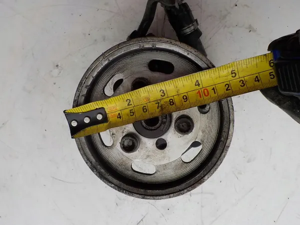 AUDI A4 B8 2.0 TDI stuurbekrachtigingspomp 8K0145154H image 6