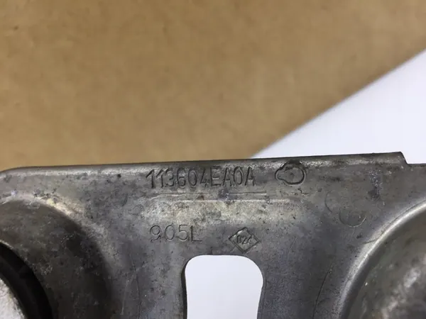 Supporto motore Nissan Qashqai J11 II Lift 1.7 DCI OEM image 3