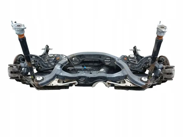Hinterachsträger Schwinge Achse Mercedes CLA W117 image 2