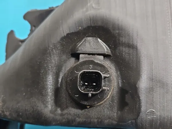 Ruitenwisservloeistoftank OEM 13480307 voor Opel Insignia B image 10