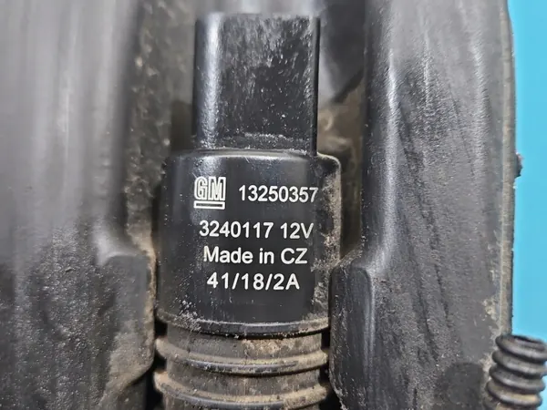 Ruitenwisservloeistoftank OEM 13480307 voor Opel Insignia B image 9