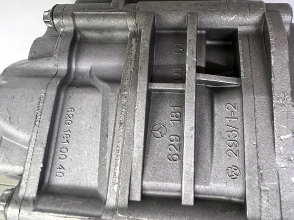 Öljypumppu Mercedes W221 OEM A6291800401 A6291810001 image 4