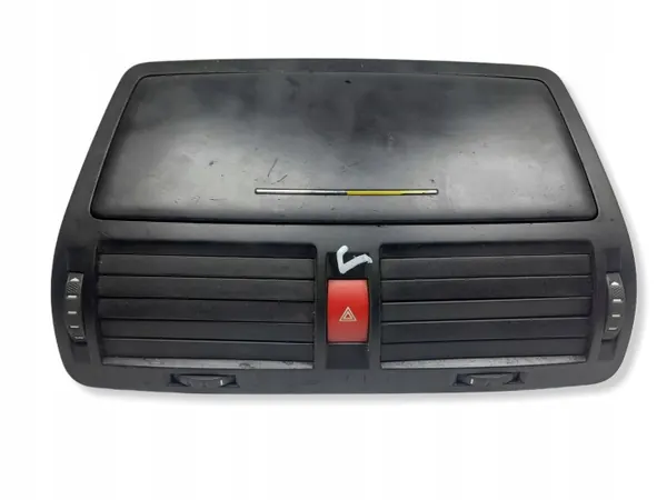 Rejilla de Ventilación Central Skoda OE OEM 1Z0820951 image 4