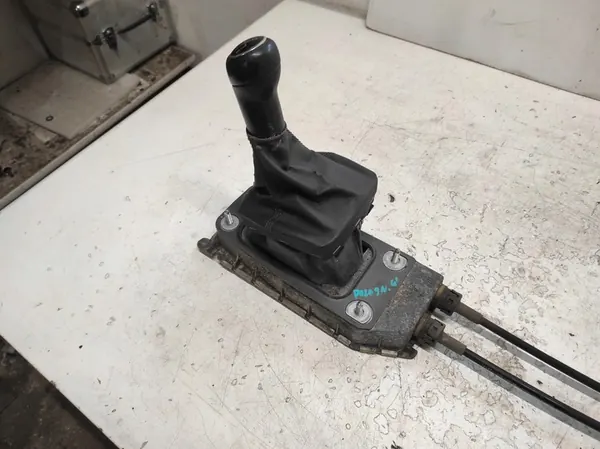 VW POLO 4 IV 9N LIFT 1.2 Vaihdevalitsin 6Q0711061E image 3