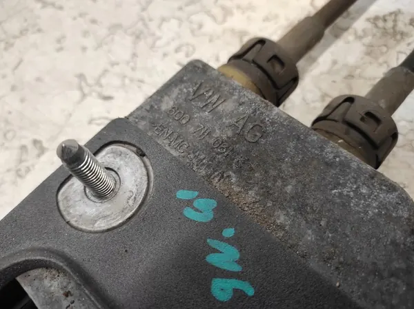 VW POLO 4 IV 9N LIFT 1.2 Vaihdevalitsin 6Q0711061E image 4