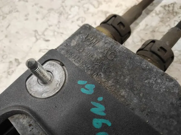 VW POLO 4 IV 9N LIFT 1.2 Vaihdevalitsin 6Q0711061E image 5