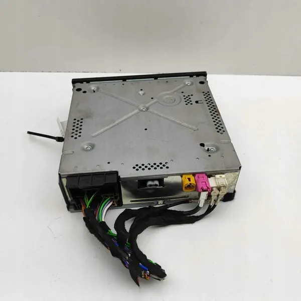 Changer CD Audi A3 Sportback OEM 81A035842B image 3
