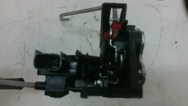OEM 82610-1Y000 Framvänster Dörrhandtag Kia Picanto II image 6