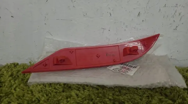 Takapään Oikea Puskureiden Heijastin VW Touran I 1 1T Lift 10- image 2