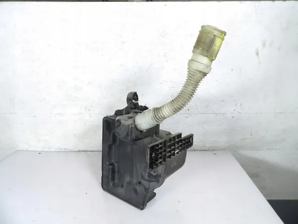 SKODA FABIA III Pesunesteen Säiliö 6V0955449 image 2