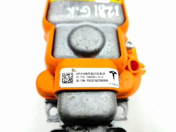 Fusível bateria Tesla Model S OEM 105080510E - Usado image 7