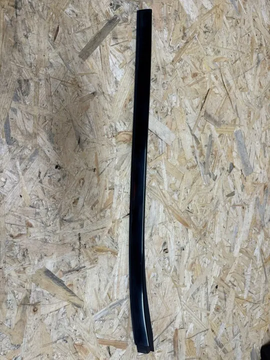 Mercedes GLC 300 X253 Oikea Pilarilevy OEM A2536903003 image 2