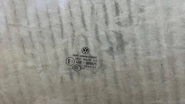 Oikean Etuoven Lasit VW Transporter T5 T6 OEM 7H0845202D image 2