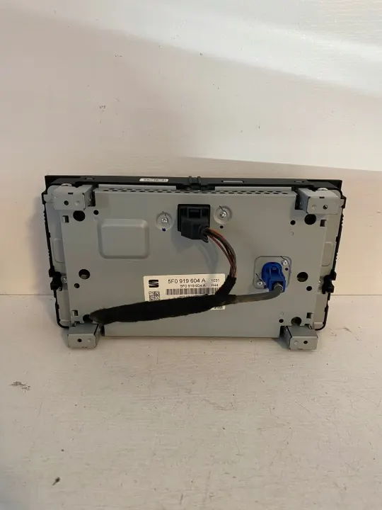 SEAT LEON FR Radio Display OEM 5F0919604A image 4