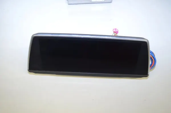 BMW 7er Navigationssystem OEM 65826829077 image 5