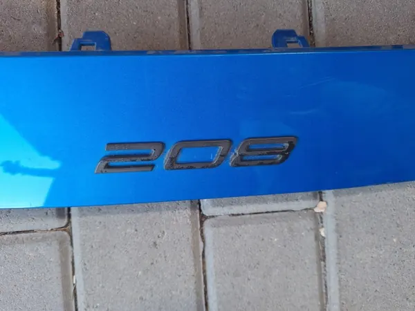 OEM 9823204080 Framstötskåpsgallret Peugeot 208 II image 7