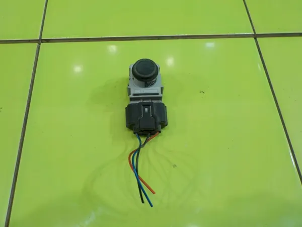 Kia Parksensor OEM 95720-A4000 - Gebruikt image 2