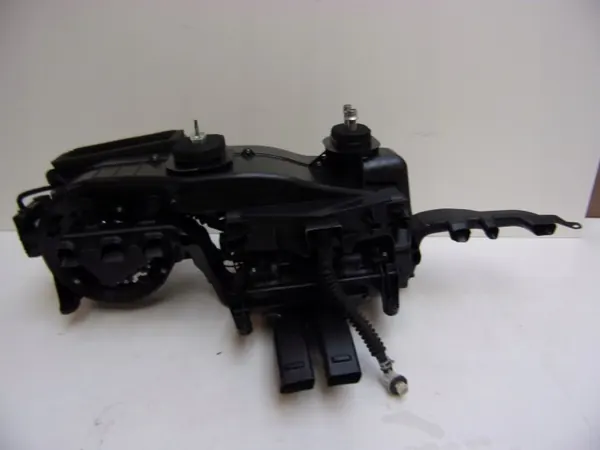 Calefactor OEM 68216209AJ para Chrysler Pacifica 2016+ image 4
