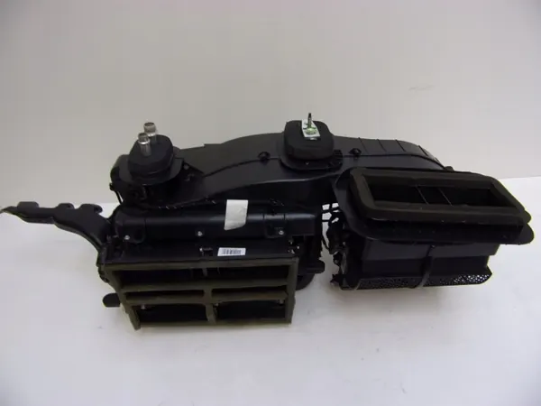 Calefactor OEM 68216209AJ para Chrysler Pacifica 2016+ image 8