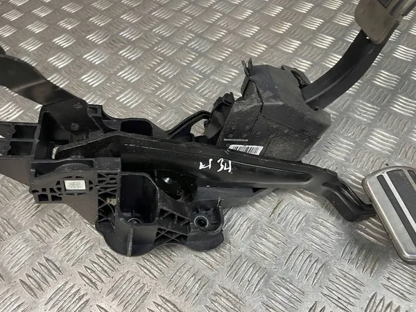 Citroen DS7 Crossback 2019 Pedalen Set 9829019980 image 4