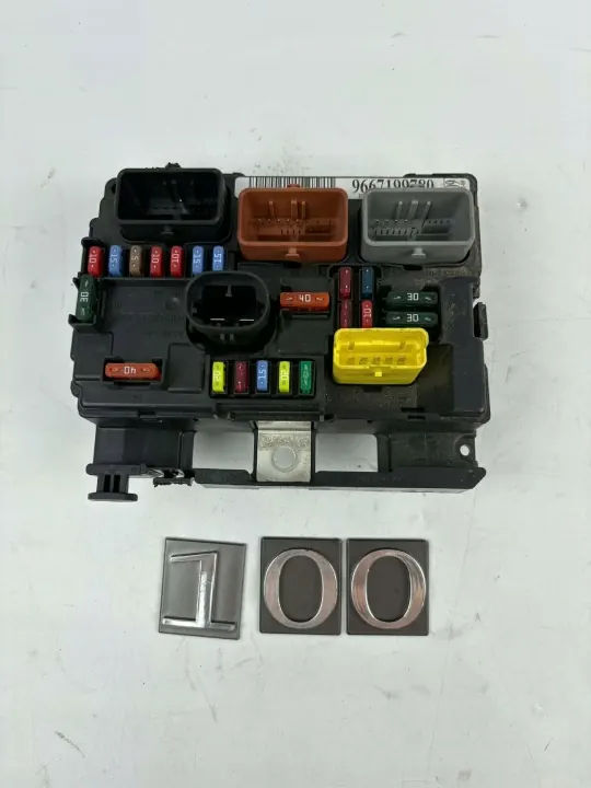 Module BSM OEM 9667199780 pour Peugeot 207, Citroen C3 II image 2