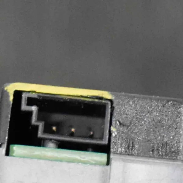 Antenneverstärker Maserati Gran Turismo 4.7L OEM 231149776984 image 4