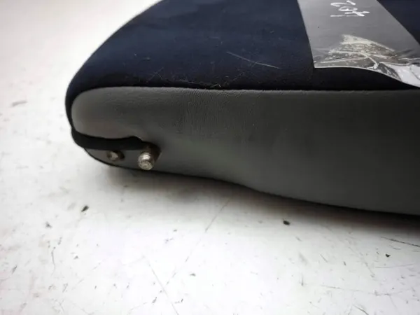 Chrysler 300 takakäsino OEM AMD150911 - Käytetty image 6