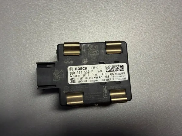 ACC-radarsensor OEM 3Q0907550E - Gebruikt VW Groep image 2