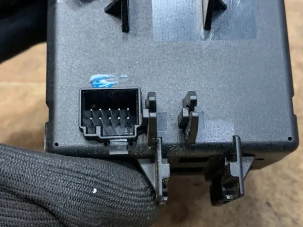 Interruptor de ignição OEM A2075450108 Mercedes-Benz C W204 image 5