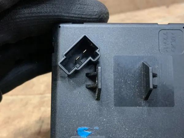 Interruptor de ignição OEM A2075450108 Mercedes-Benz C W204 image 6