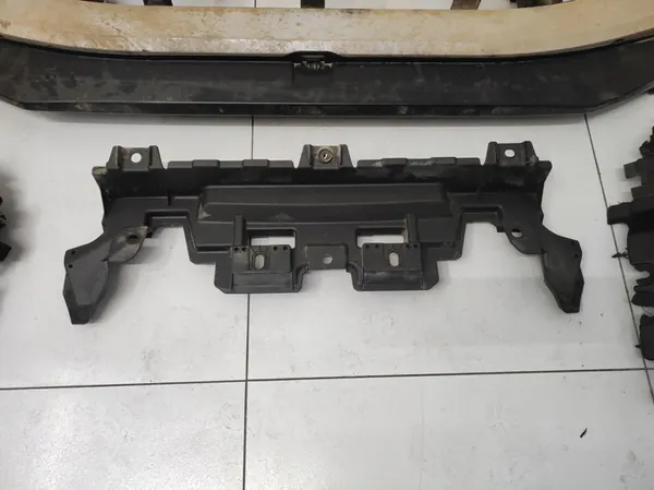 Radiator Support Beam Assembly Toyota Land Cruiser 150 image 3