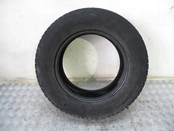 MICHELIN AGILIS CAMPING 225/65R16 112Q 5MM image 2