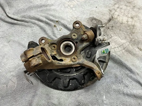 Volkswagen OE Mozzo Anteriore Sinistro image 2