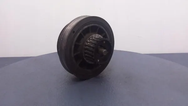 Polea cigüeñal VW T4 1.9D OEM 028105263 image 3