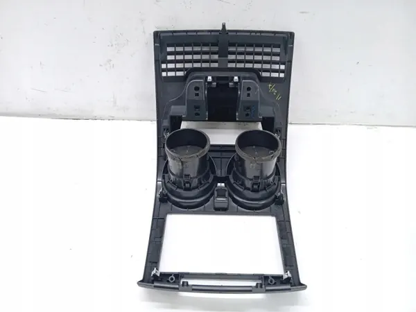 Radio ramskydd OEM P10381A77200 Nissan Qashqai image 4