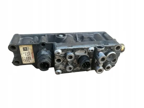 ZF Vaihteiston Venttiili OEM 1025372 MAN Kuorma-autoille image 2