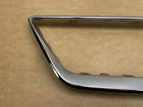 SEAT IBIZA V 5 6F0 2017 - Grill Frame Chrome 6F0854643B image 2