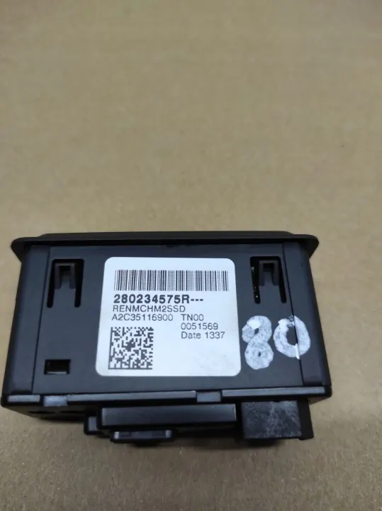 Tomada USB AUX SD OEM 280234575R para Renault image 3