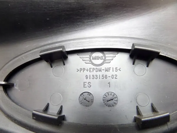 Mini Cooper R57 kofferbakrolbevestiging OEM 9132406 image 3