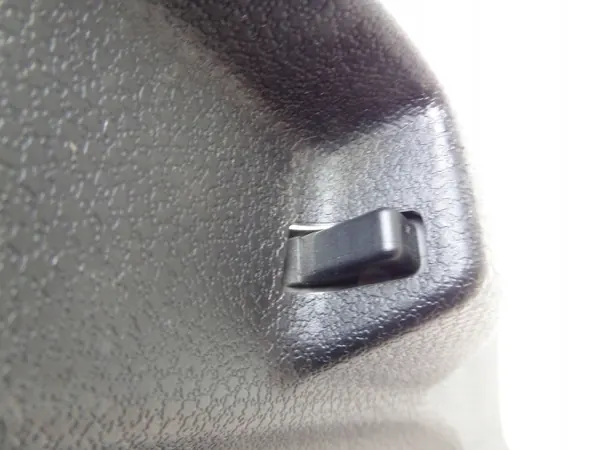 Mini Cooper R57 kofferbakrolbevestiging OEM 9132406 image 5