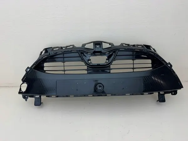 Grille de pare-chocs avant Toyota Yaris IV OEM 53111-K0020 image 2